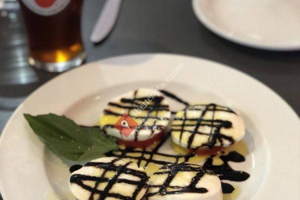 Proto's Pizzeria Gunbarrel