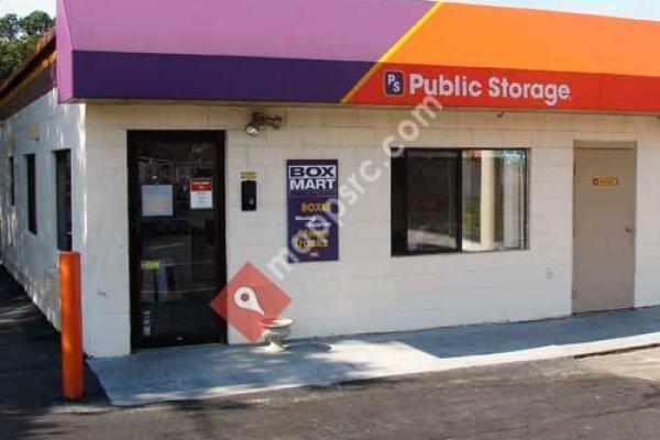 Public Storage