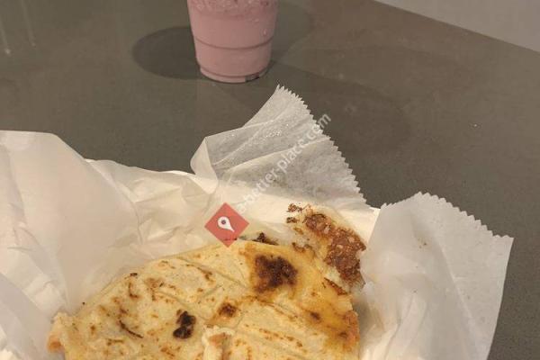 Pupuseria La Familiar