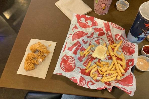 Raising Cane's Chicken Fingers