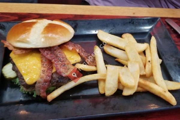 Red Robin Gourmet Burgers and Brews