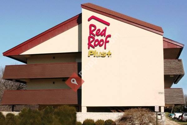 Red Roof Plus+ Chicago - Naperville