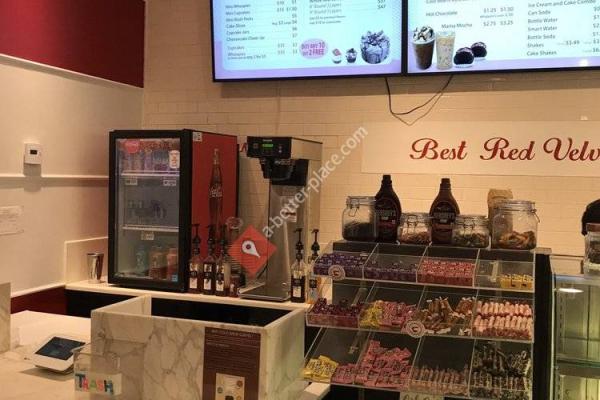 Red Velvet Mama Cakes & Ice cream