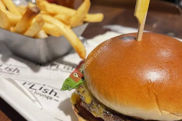 Rel'Lish Burger Lounge