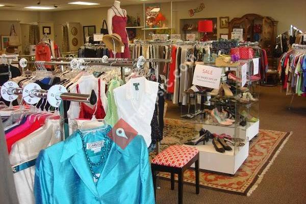 Restyle Renew designer consignment boutique & artisan gallery