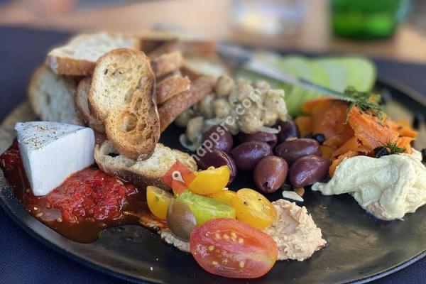 Revolution Winery & Kitchen