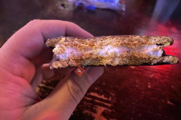 Robert's Western World