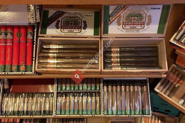 Royal Cigar Lounge