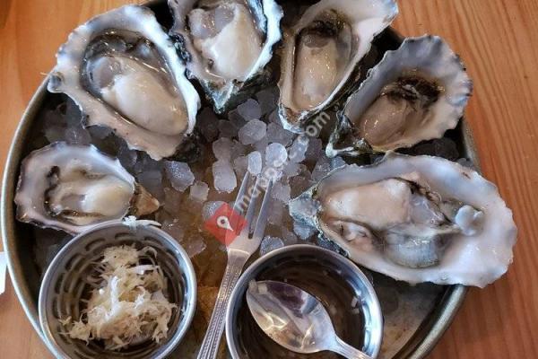 Saltwater Fish House & Oyster Bar