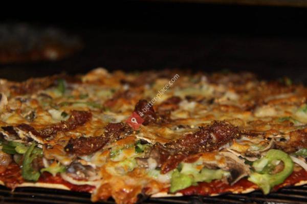 Salvage Yard Bar and Grill