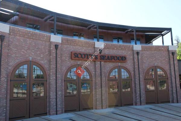 Scott's Seafood Roundhouse