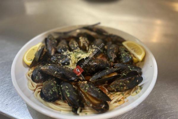 Shaka Restaurant and Bar