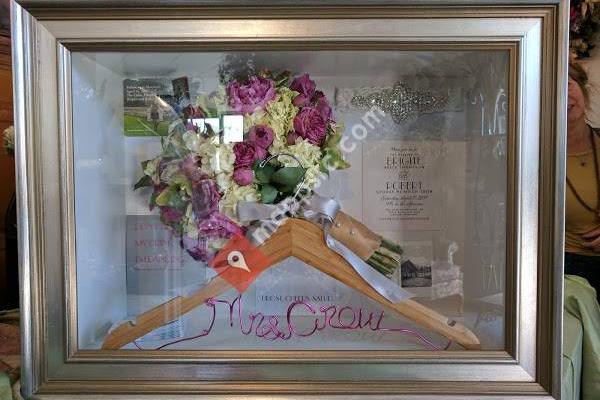 Shanel's Flowers & Frames