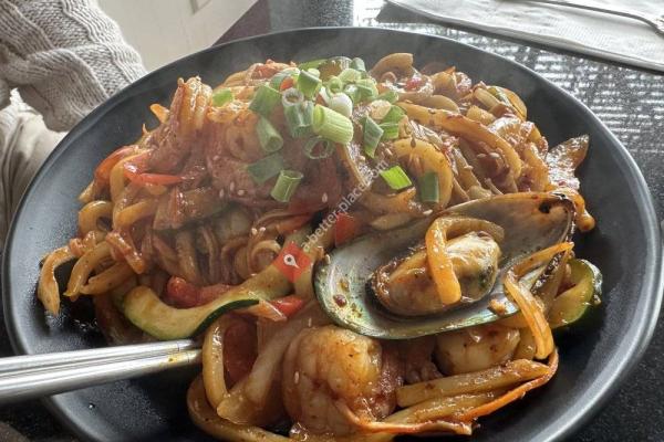 Sharon Korean Kitchen