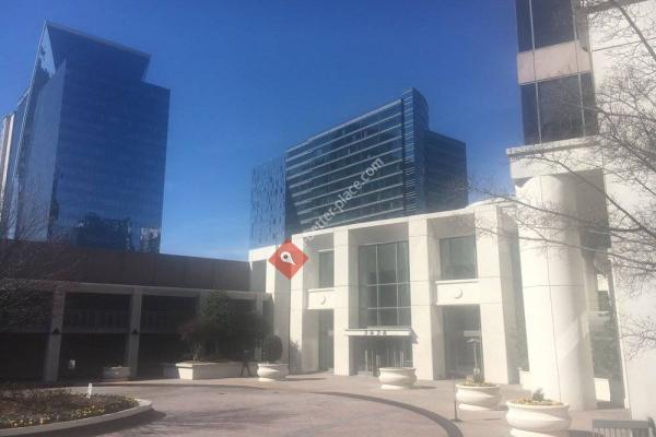 Simmer At Atlanta Plaza