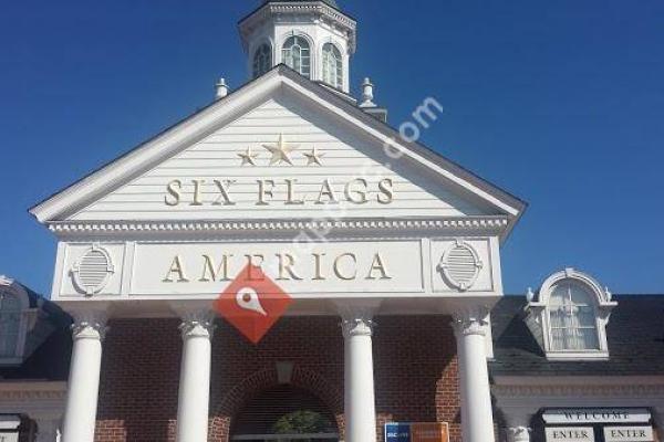 Six Flags America