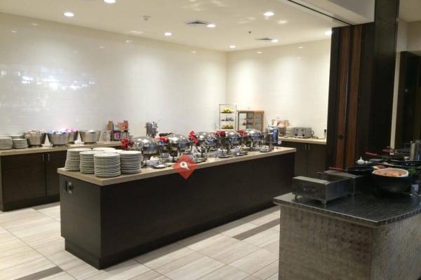 Skylight Bistro & Wine Bar