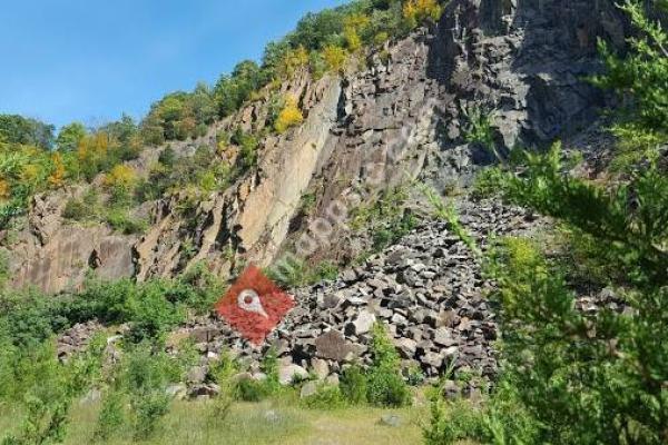 Sleeping Giant State Park