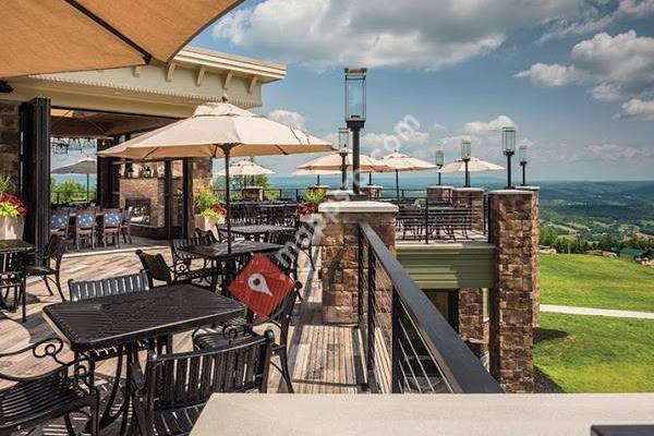 Slopeside Pub & Grill