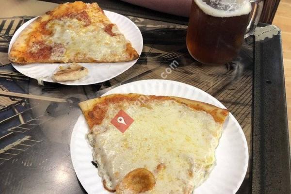 Spicy Pie Pizza - Downtown Fargo