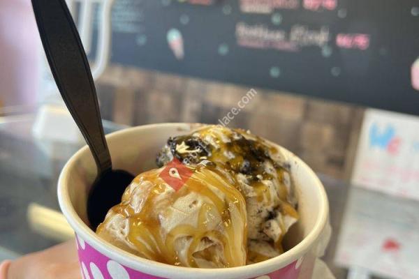 Sprinkles & Scoops Beachside