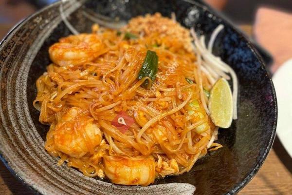 Sri Thai Kitchen & Sushi Bar - Atlanta