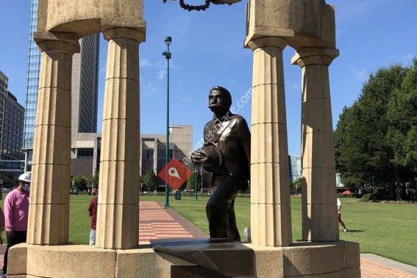 Statue of Pierre de Coubertin