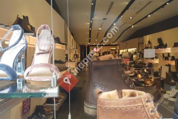 Steve Madden - Walnut Street