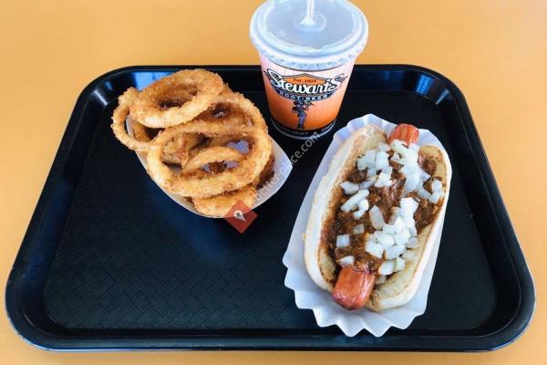 Stewart's Root Beer Drive-In