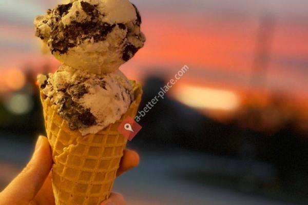 Sticky Licky Ice Cream