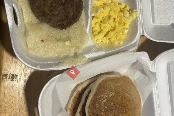 Sum' Thing Simple Cafe