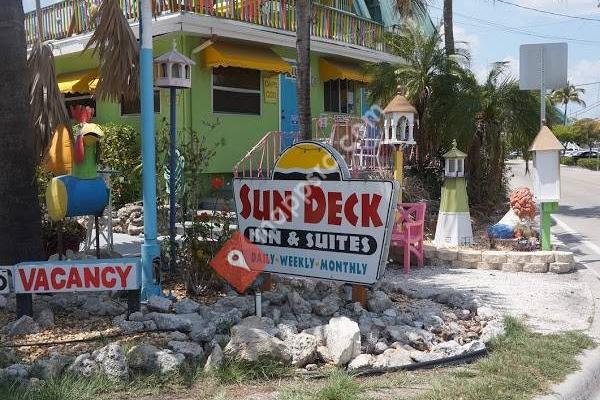 Sun Deck Inn & Suites