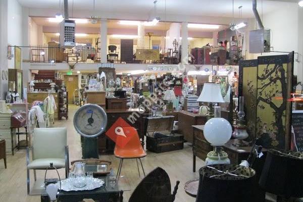 Susanna's Antiques