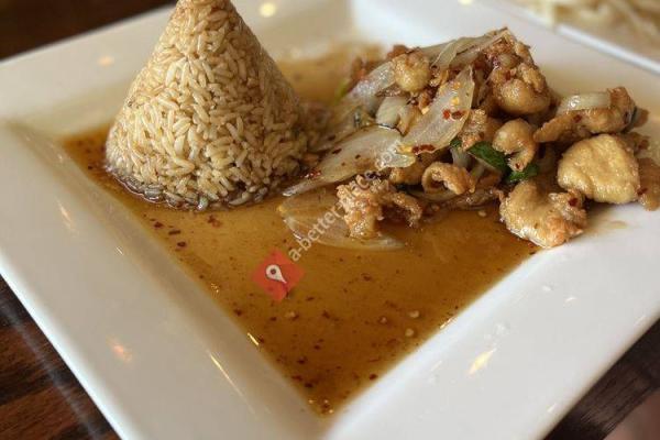 Sweet Basil Thai Bistro