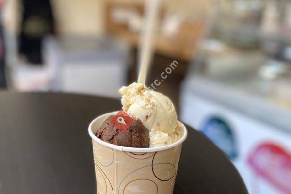 Sweet Melissa's Ice Cream Shop