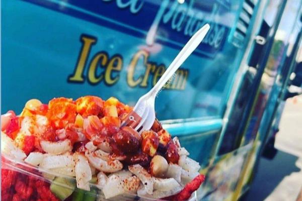 Sweet Paradise Ice Cream Truck