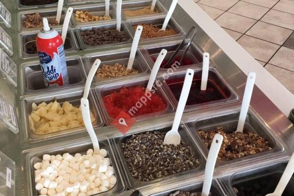 SweetFrog Premium Frozen Yogurt