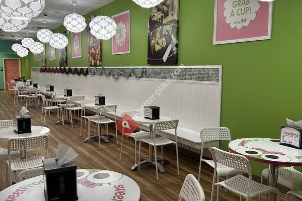 sweetFrog Premium Frozen Yogurt