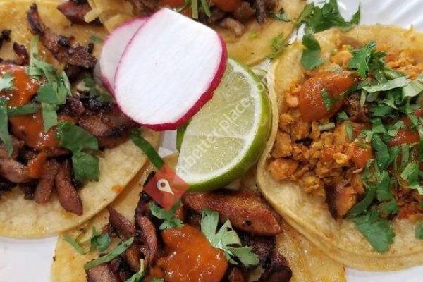 Tacos La Guera