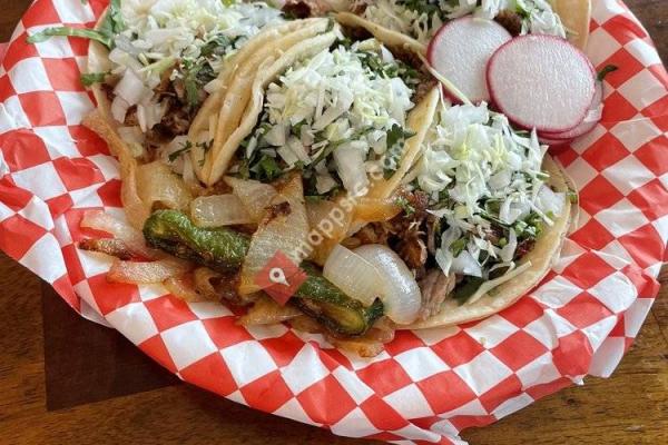 Tacos Y Mariscos Del Rey