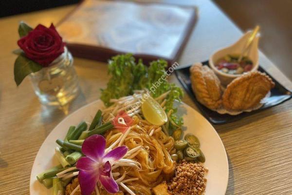 Thai Thai Restaurant