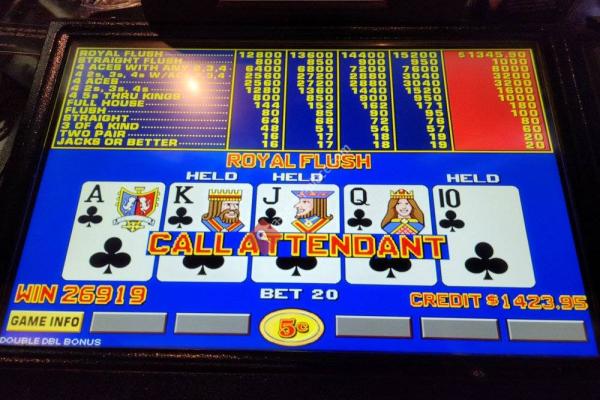 The Atlantis Sports Bar & Lounge