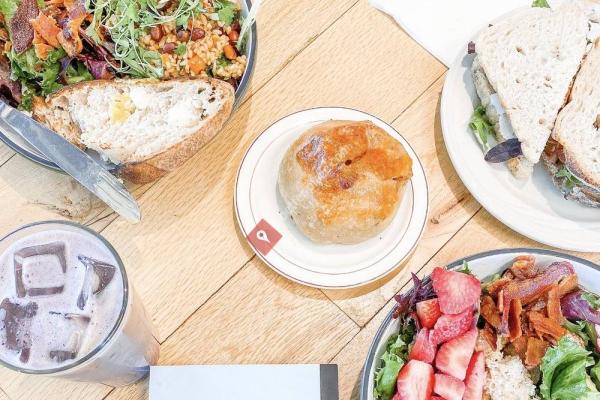 The Baker and The Cakemaker