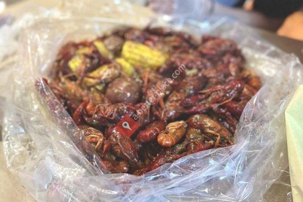 The Cajun Crawfish