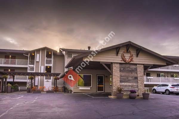 The Coho Oceanfront Lodge & Hotel