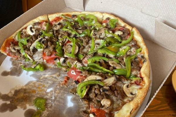 The Greek Pizzeria & Gyros