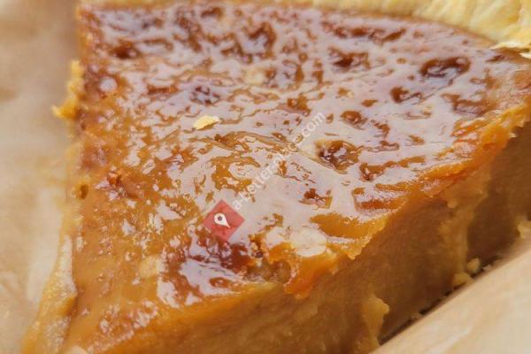 The Happy Apple Pie Shop