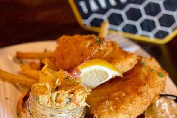 The Hive Tavern and Eatery