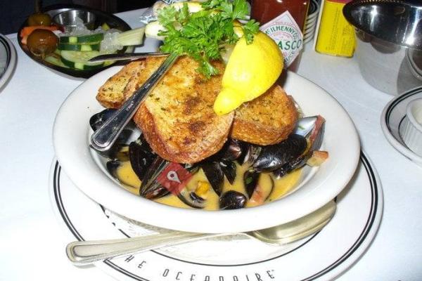 The Oceanaire Seafood Room