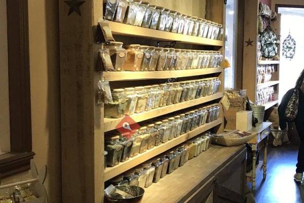 The Spice & Tea Exchange